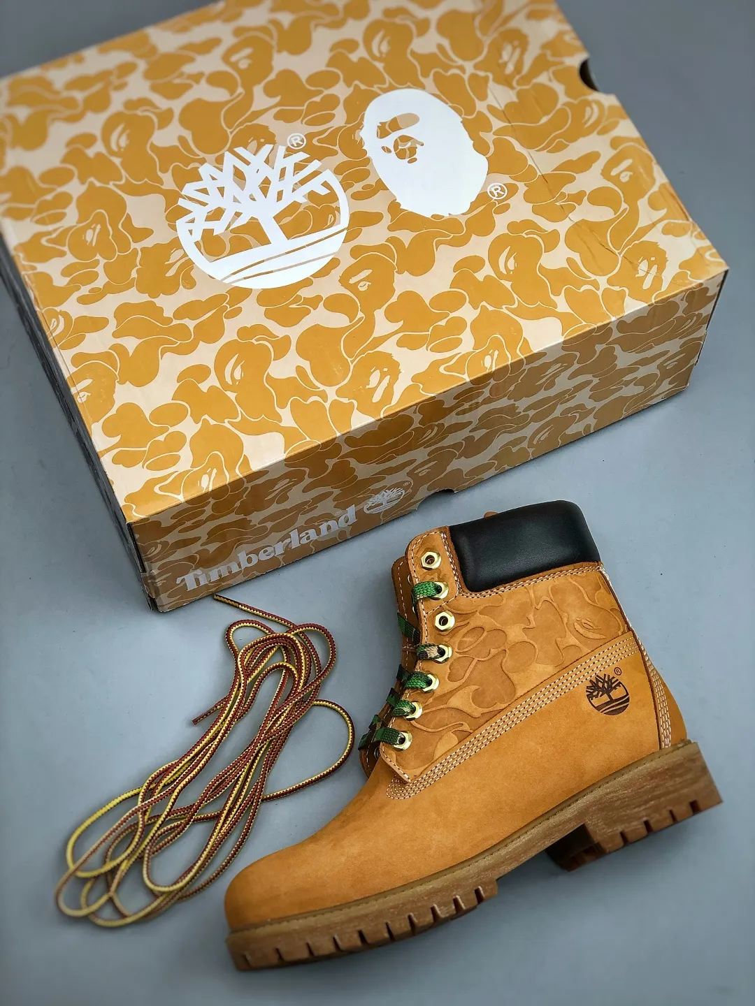 Local pickup 💰800 supports store release New goods 🚀#Original channel Co-branded Timberland Horizontally folded and dynamic water-repellent. Original packaging box and accessories are available. Size: 39-45 (half)